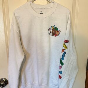 Line Friends White Graphic sweatshirt